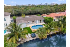 20730 Ne 23rd Avenue, Miami