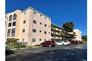 4211 Nw 41st St 205, Lauderdale Lakes