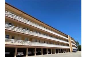 6701 Cypress Road 207, Plantation