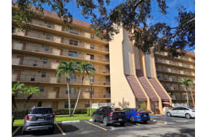 3001 W Rolling Hills Circle 507, Davie