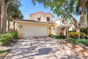 1588 Passion Vine Circle 1588, Weston