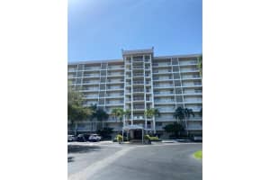 3510 Oaks Way 504, Pompano Beach