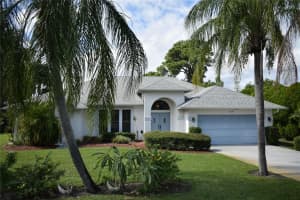 1928 Nw Pine Lake Dr, Stuart