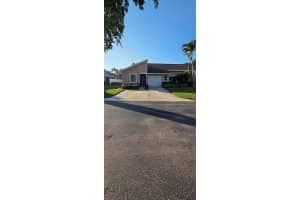 8166 Springtree Road A, Boca Raton