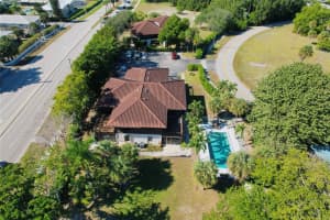 444 Pine Circle 4, Boca Raton