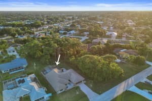 750 Se Cavern Avenue, Port St. Lucie, Fl 34983, Port Saint Lucie