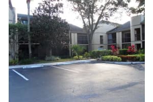 9440 Meadowood Drive 205, Fort Pierce