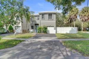 11567 N Open Court, Cooper City, Fl 33026, Hollywood