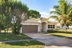 5408 Nw 18th Pl, Lauderhill