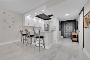 3980 Oaks Clubhouse Dr 505, Pompano Beach