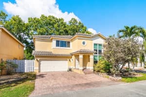 4247 Nw 57th Dr, Coconut Creek