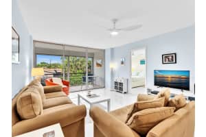 109 Royal Park Dr 2f, Oakland Park