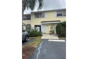 2845 Ne 15th St, Pompano Beach