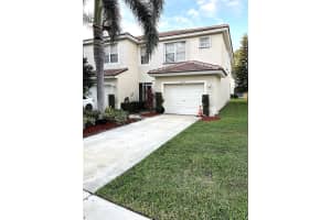 9675 Lago Drive, Boynton Beach