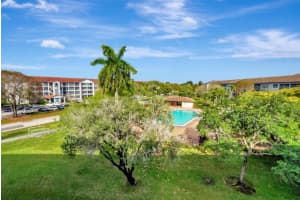 1401 Sw 128th Terrace 406h, Pembroke Pines