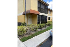 3053 N Oakland Forest Drive 201, Oakland Park