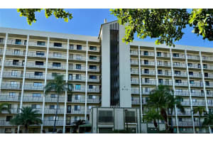 2112 S Cypress Bend Dr 508, Pompano Beach