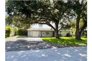 3474 Southern Pines Drive, Fort Pierce