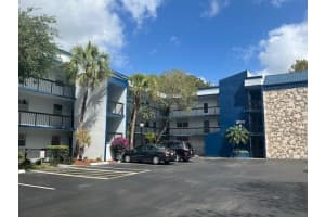 3150 Holiday Springs Boulevard 8-101, Margate