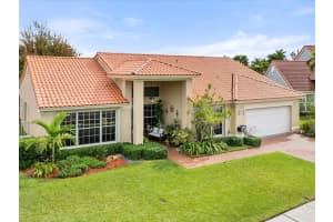 1011 Nw 193rd Ave, Pembroke Pines