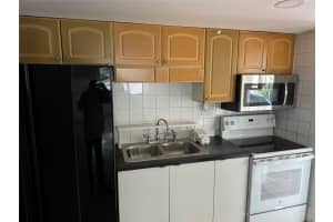 304 Se 4th Ave, Hallandale Beach