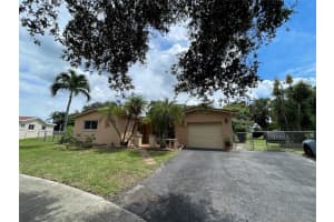 8948 Sw 53rd St, Cooper City