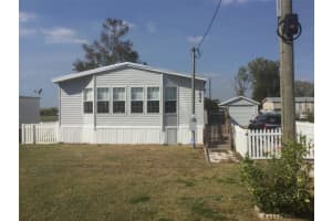 1824 Riverside Dr, Moore Haven