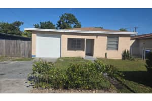 5241 Mayo St, Hollywood