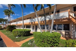 1030 Sw 11th Street 5m, Hallandale Beach