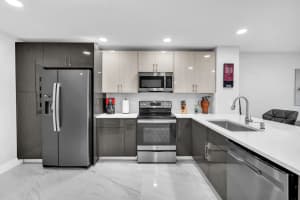 2221 Cypress Island Dr 708, Pompano Beach