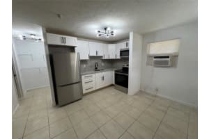 532 Nw 11th Avenue B, Boynton Beach