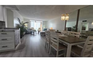 2831 Somerset Dr 105, Lauderdale Lakes