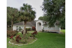 584 Laurel Oak Court, Palm Bay