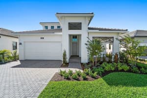 9607 St Germain Drive, Palm Beach Gardens
