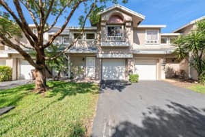 2215 Discovery Circle 2215, Deerfield Beach