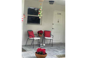 7228 W Oakridge Circle 7228, Lake Worth