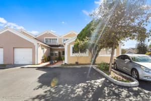 12286 Nw 14th Street, Pembroke Pines