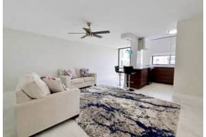 16919 N Bay Rd 911, Sunny Isles Beach 16919 N Bay Rd 911, Sunny Isles Beach