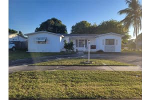 3390 Nw 42nd St, Lauderdale Lakes