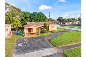 820 Nw 38th Ave, Lauderhill 820 Nw 38th Ave, Lauderhill