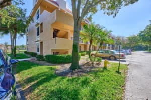 6724 Coral Lake Drive 6724, Pompano Beach