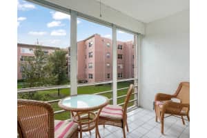 2851 Somerset Dr 205, Lauderdale Lakes 2851 Somerset Dr 205, Lauderdale Lakes