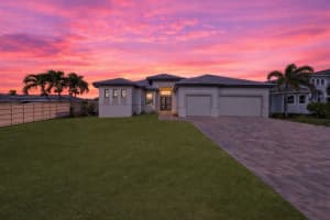 131 Sw 57th Street, Cape Coral