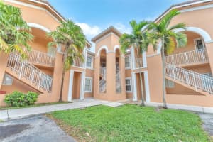 7200-108 Nw 177th Street, Hialeah