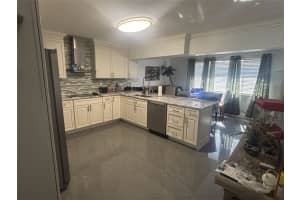 2820 Ne 49th Street, Fort Lauderdale