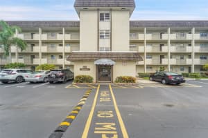 6200 Nw 44th Street 106, Lauderhill