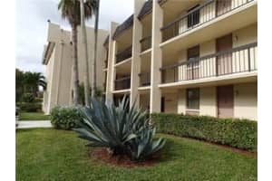 8433 Forest Hills Drive 103, Coral Springs