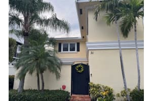 1010 Ne 8th Avenue 31f, Delray Beach