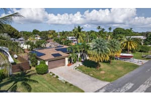 301 Se 8th Court, Pompano Beach