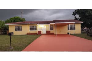 930 Ne 160th Street, North Miami Beach